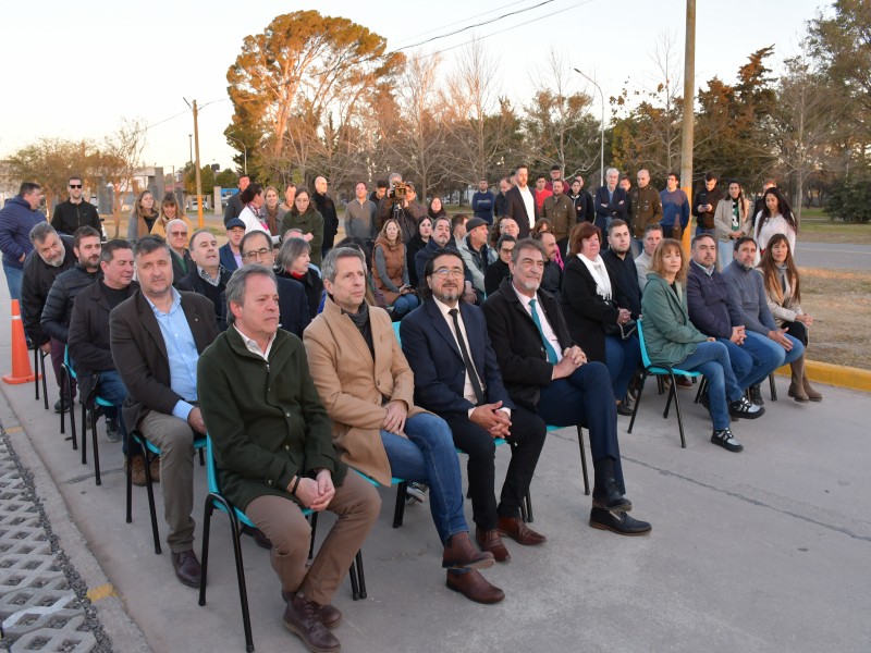 Bernarte junto a UTN inauguraron el nuevo estacionamiento vehicular 